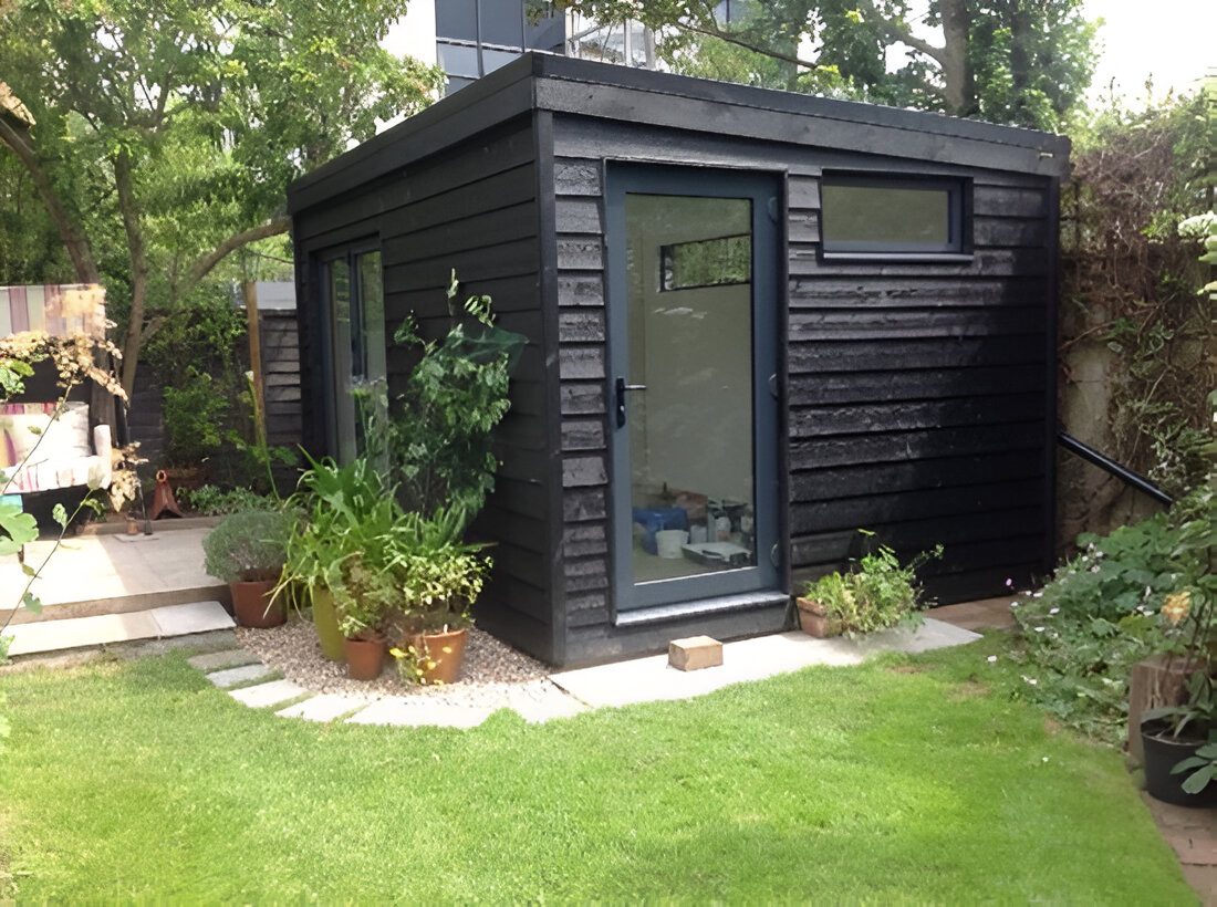 Garden Room in West Byfleet